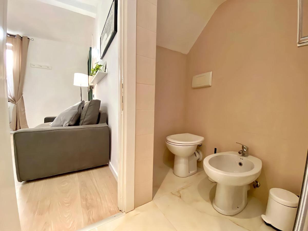Apartmán Centro Storico - Vicino Acquario E Casa Colombo Janov Exteriér fotografie